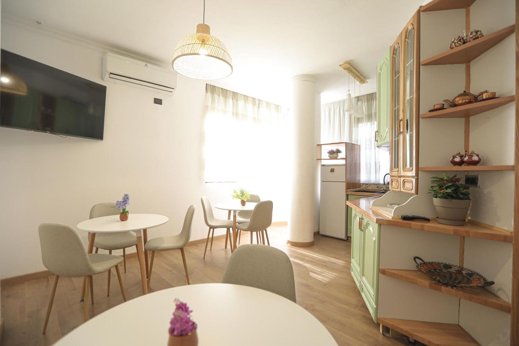 Nidum Harmony Bed & Breakfast Tirana Bagian luar foto
