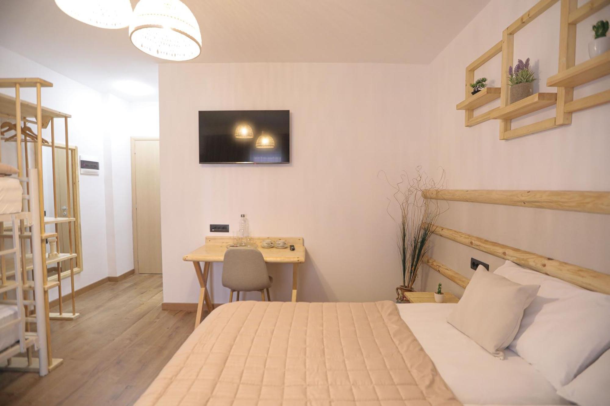 Nidum Harmony Bed & Breakfast Tirana Bagian luar foto