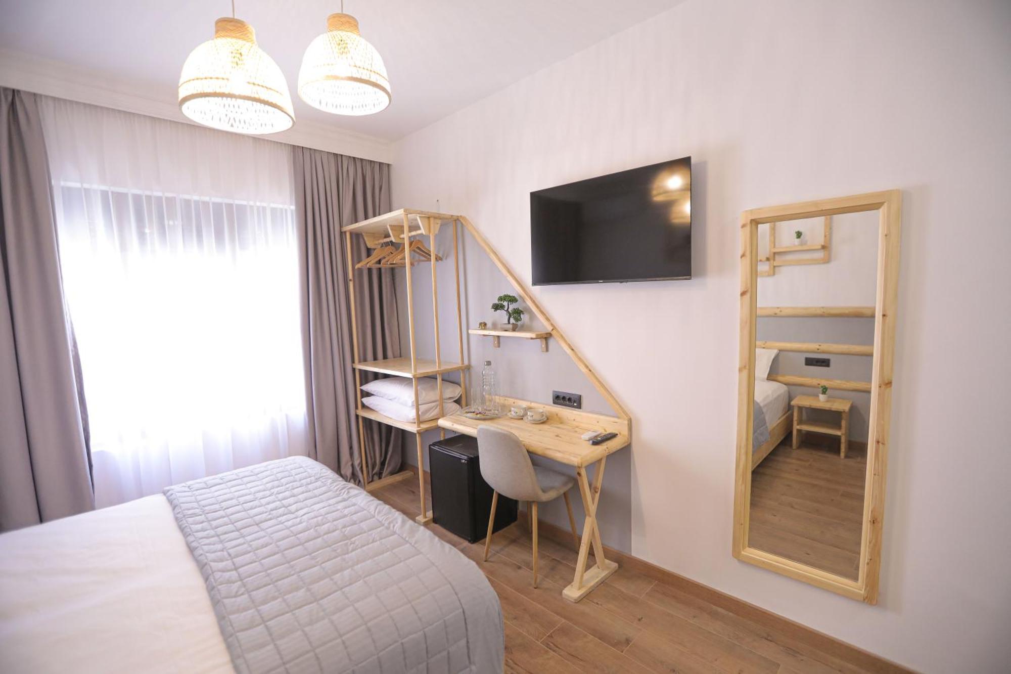 Nidum Harmony Bed & Breakfast Tirana Bagian luar foto