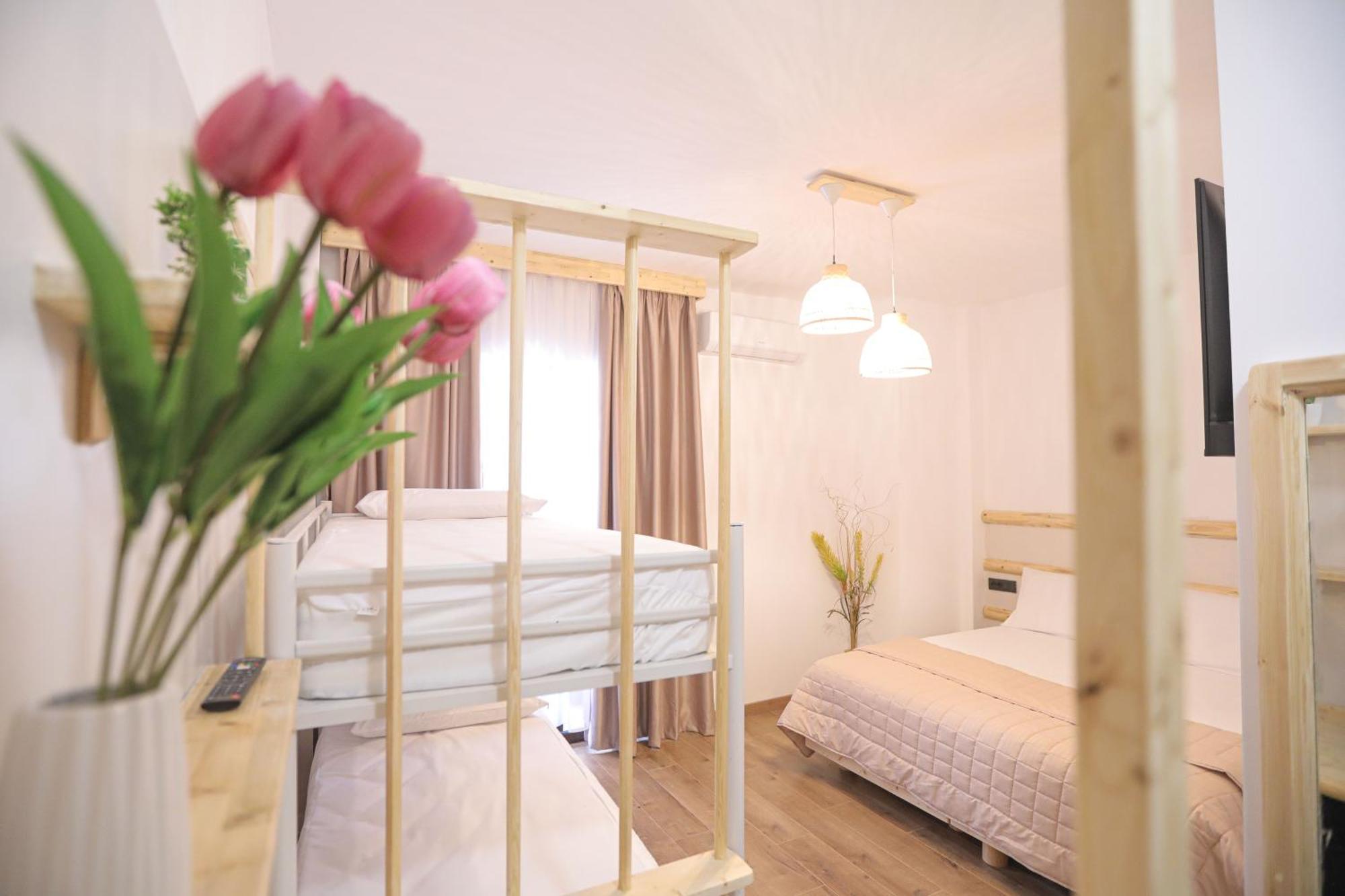 Nidum Harmony Bed & Breakfast Tirana Bagian luar foto
