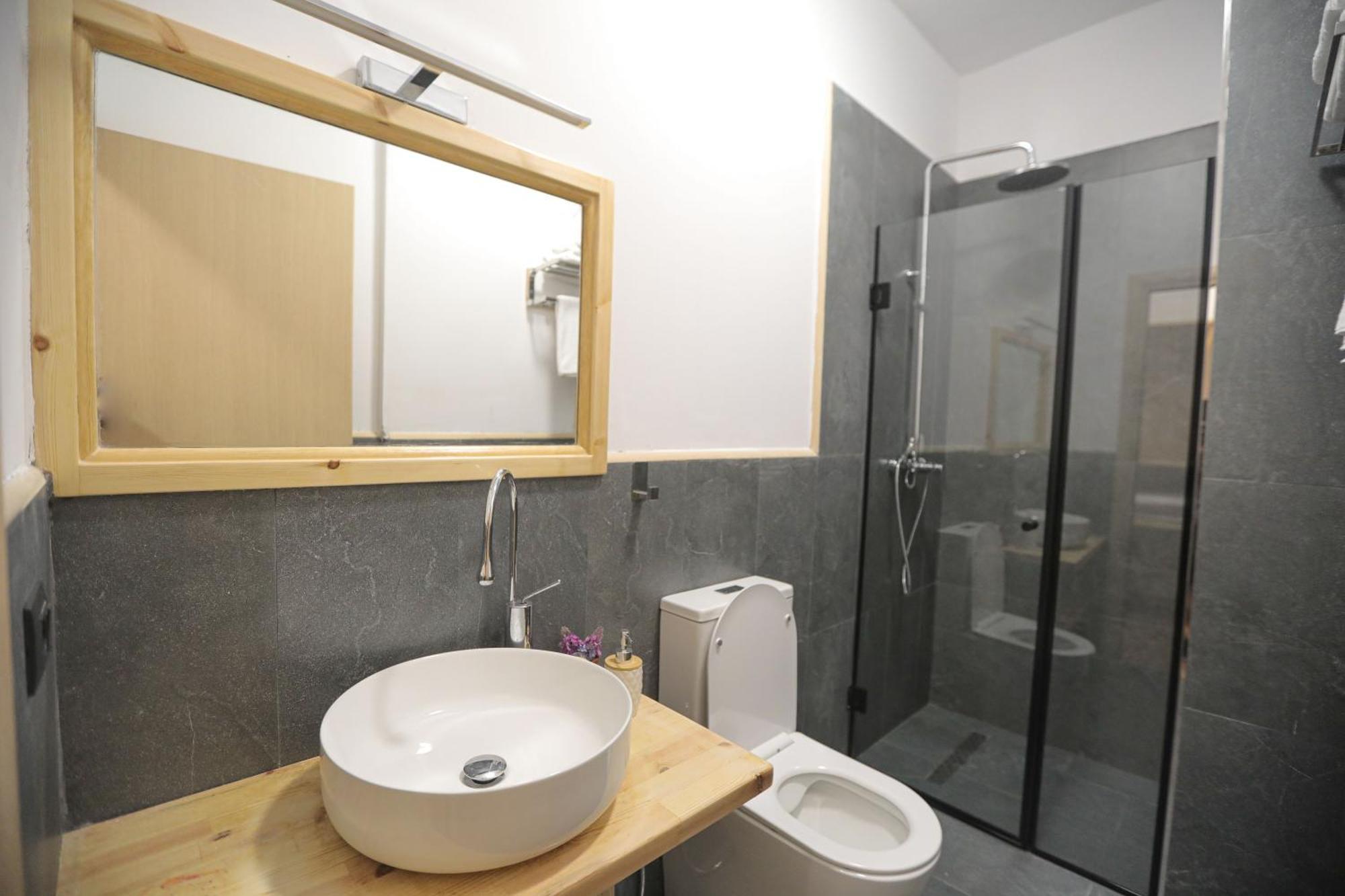 Nidum Harmony Bed & Breakfast Tirana Bagian luar foto