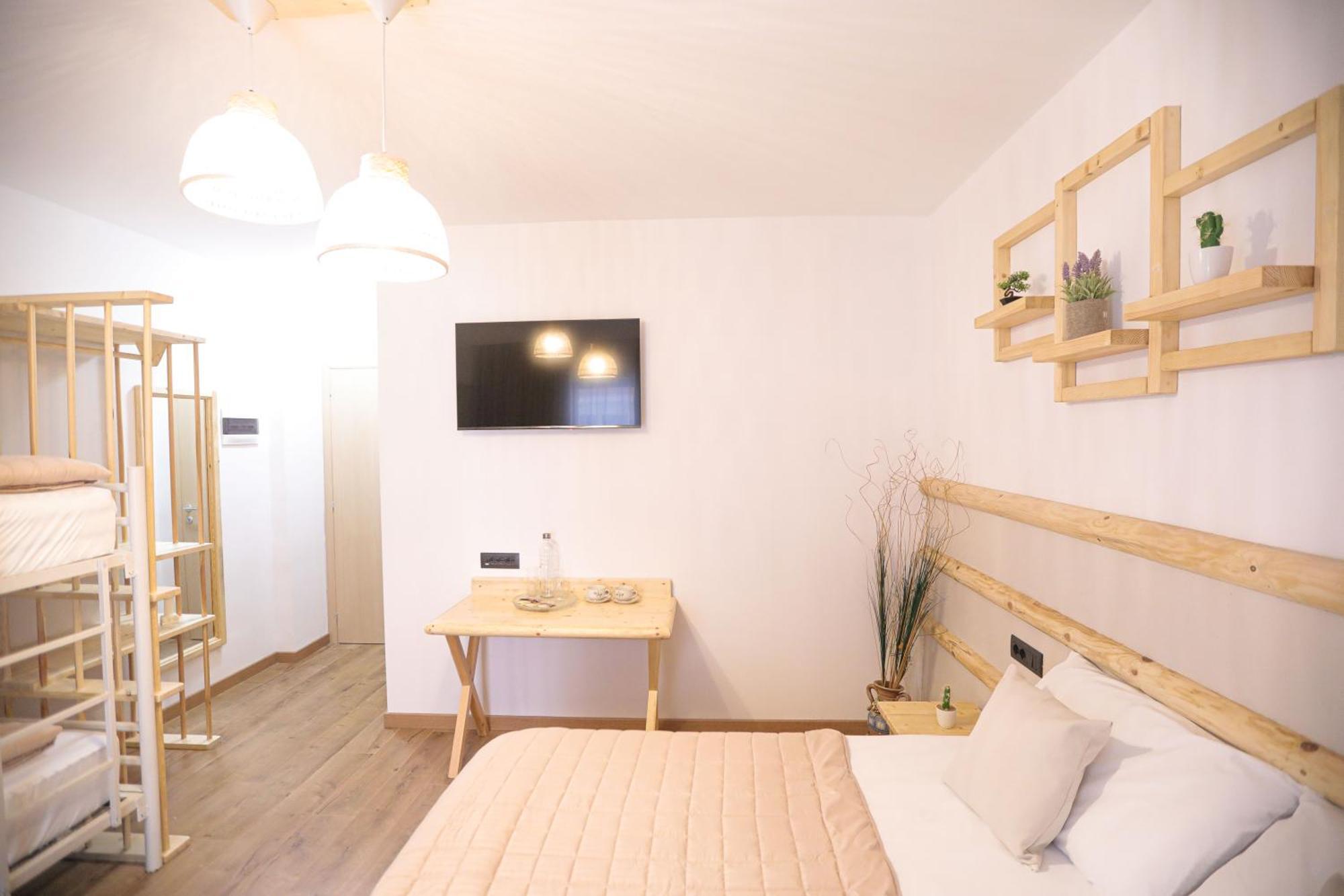 Nidum Harmony Bed & Breakfast Tirana Bagian luar foto